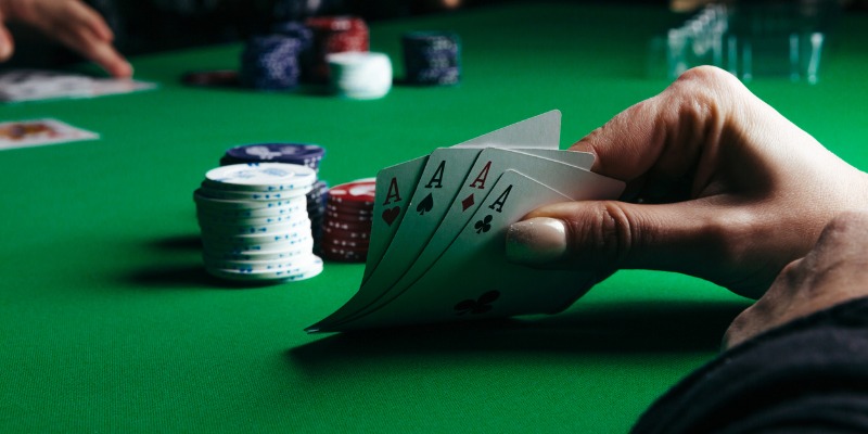 MNL777’s card games lobby showing popular poker and blackjack tables.