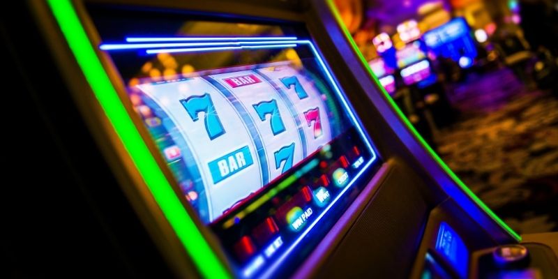 This simplicity keeps slots ahead of many traditional formats.